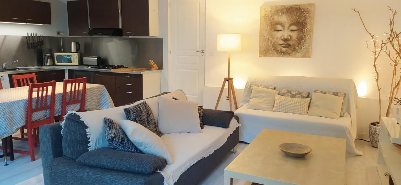 Les Mondes - Appartement Bas De Maison Ensues-la-Redonne Exteriér fotografie