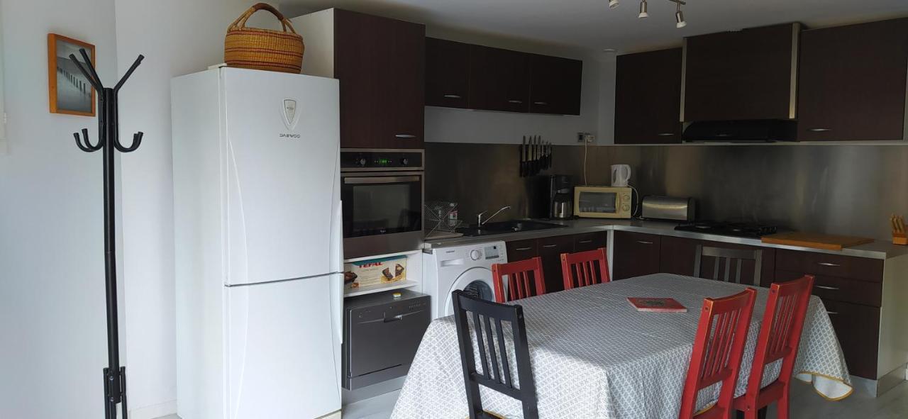 Les Mondes - Appartement Bas De Maison Ensues-la-Redonne Exteriér fotografie