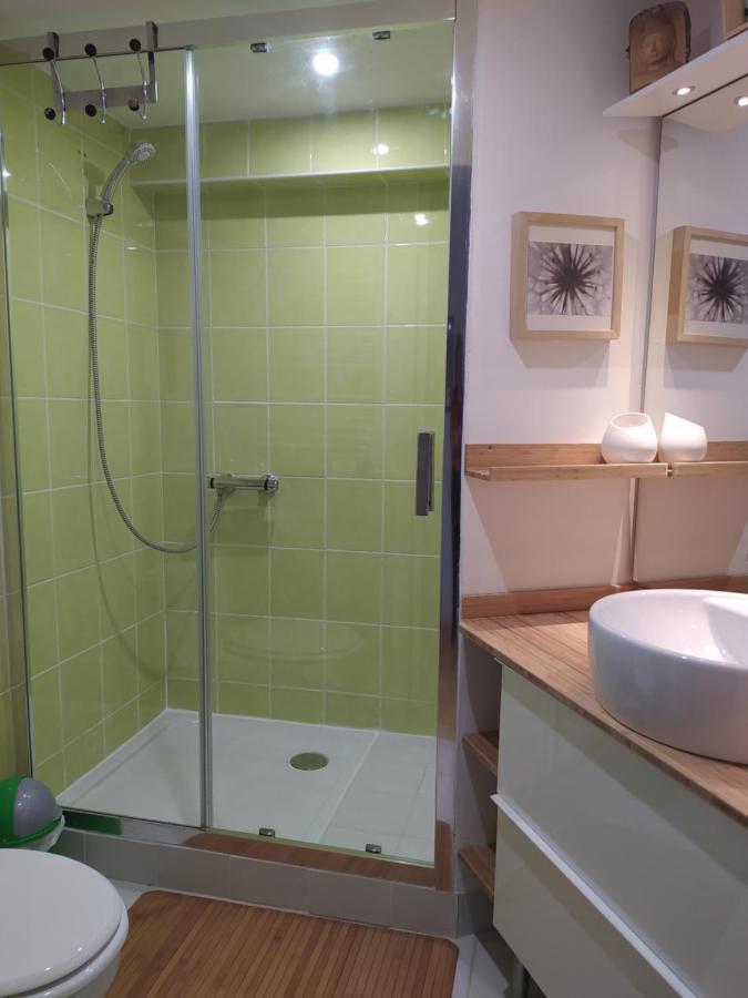 Les Mondes - Appartement Bas De Maison Ensues-la-Redonne Exteriér fotografie