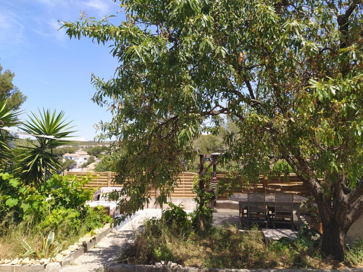 Les Mondes - Appartement Bas De Maison Ensues-la-Redonne Exteriér fotografie