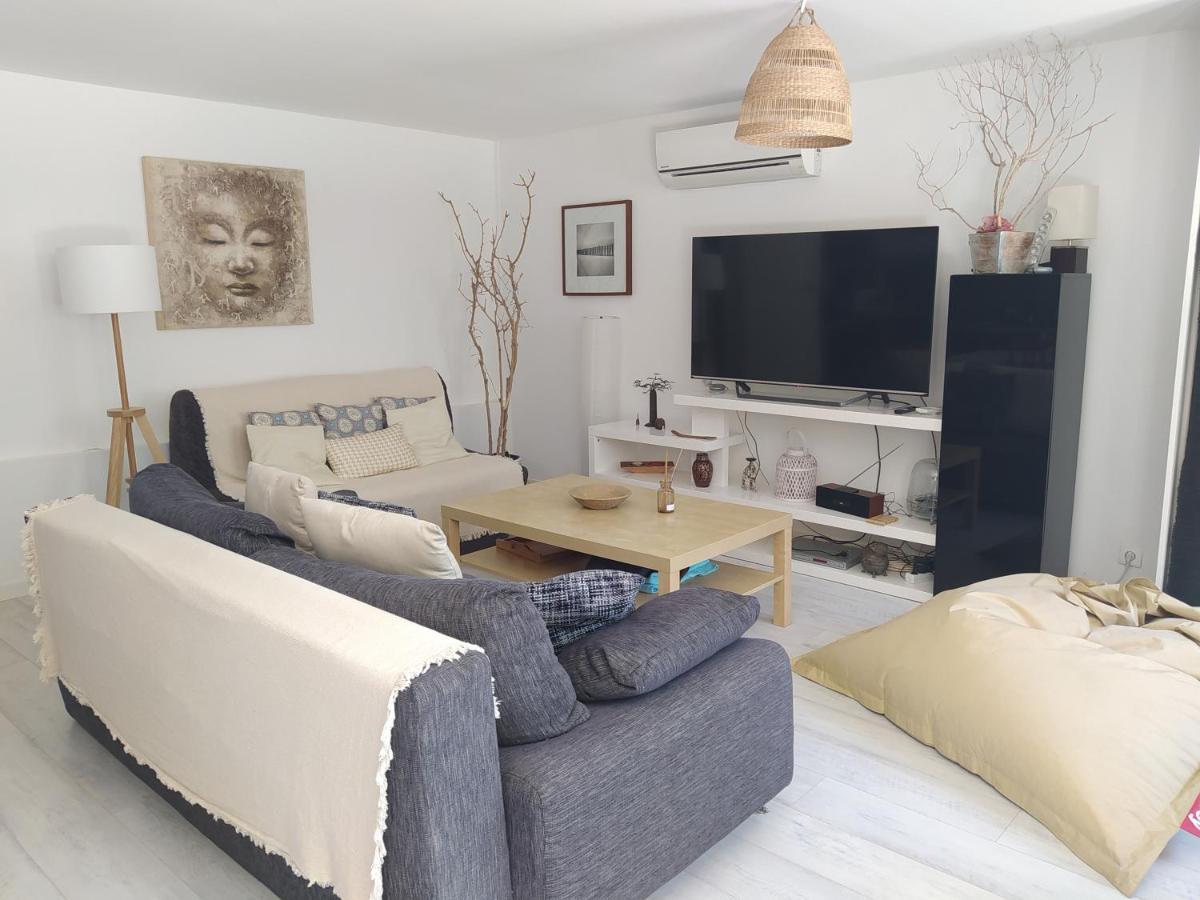 Les Mondes - Appartement Bas De Maison Ensues-la-Redonne Exteriér fotografie