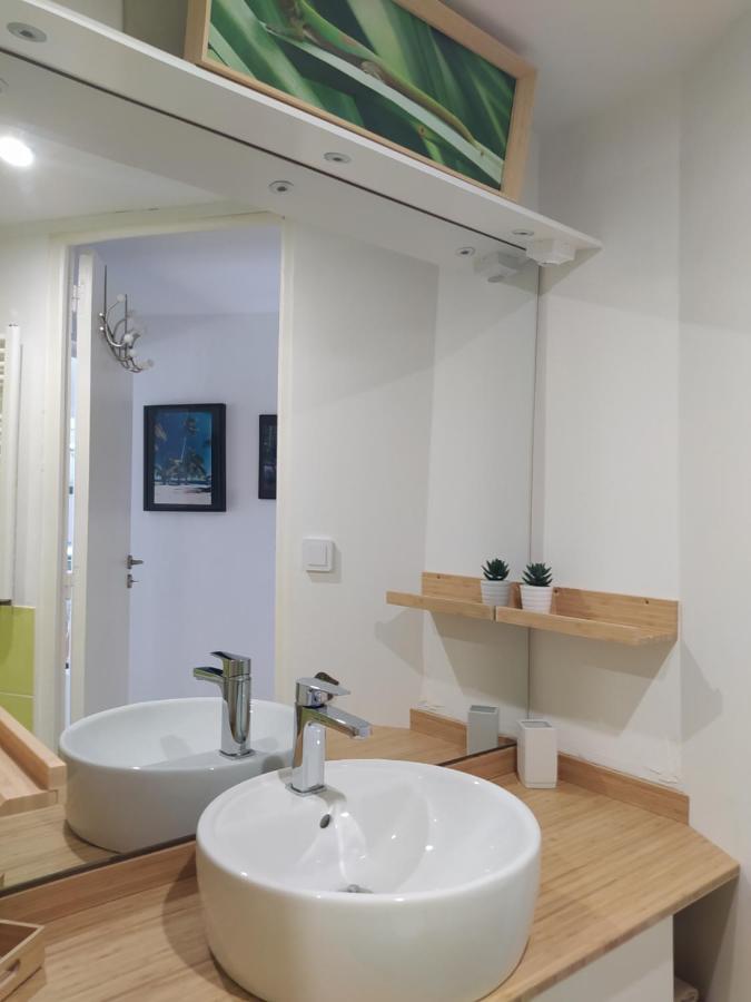 Les Mondes - Appartement Bas De Maison Ensues-la-Redonne Exteriér fotografie